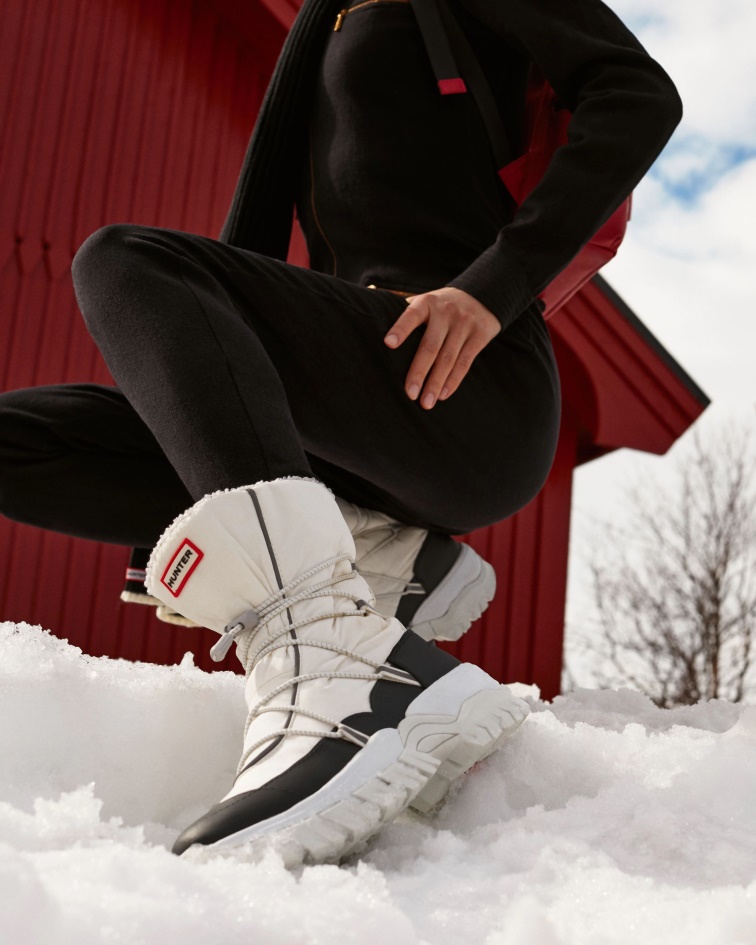 Hunter Women's Insulated Recycled Polyester Snow Boots