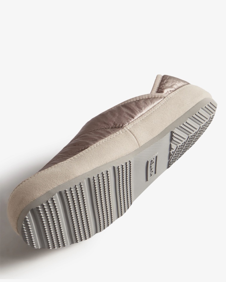 Hunter Women's Metallic Puffer Slipper Silver